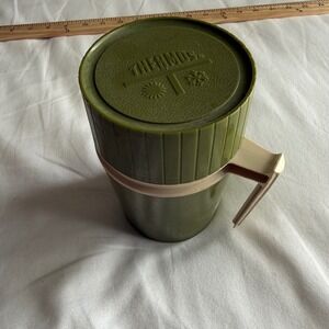 Vintage Thermos 10 oz Vacuum Jar Model 7002 Olive Green Cream with Handle